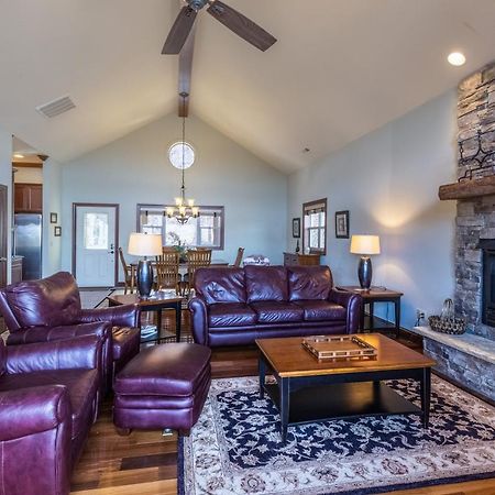Smoky Mountain Escape Apartment Whittier Exterior photo
