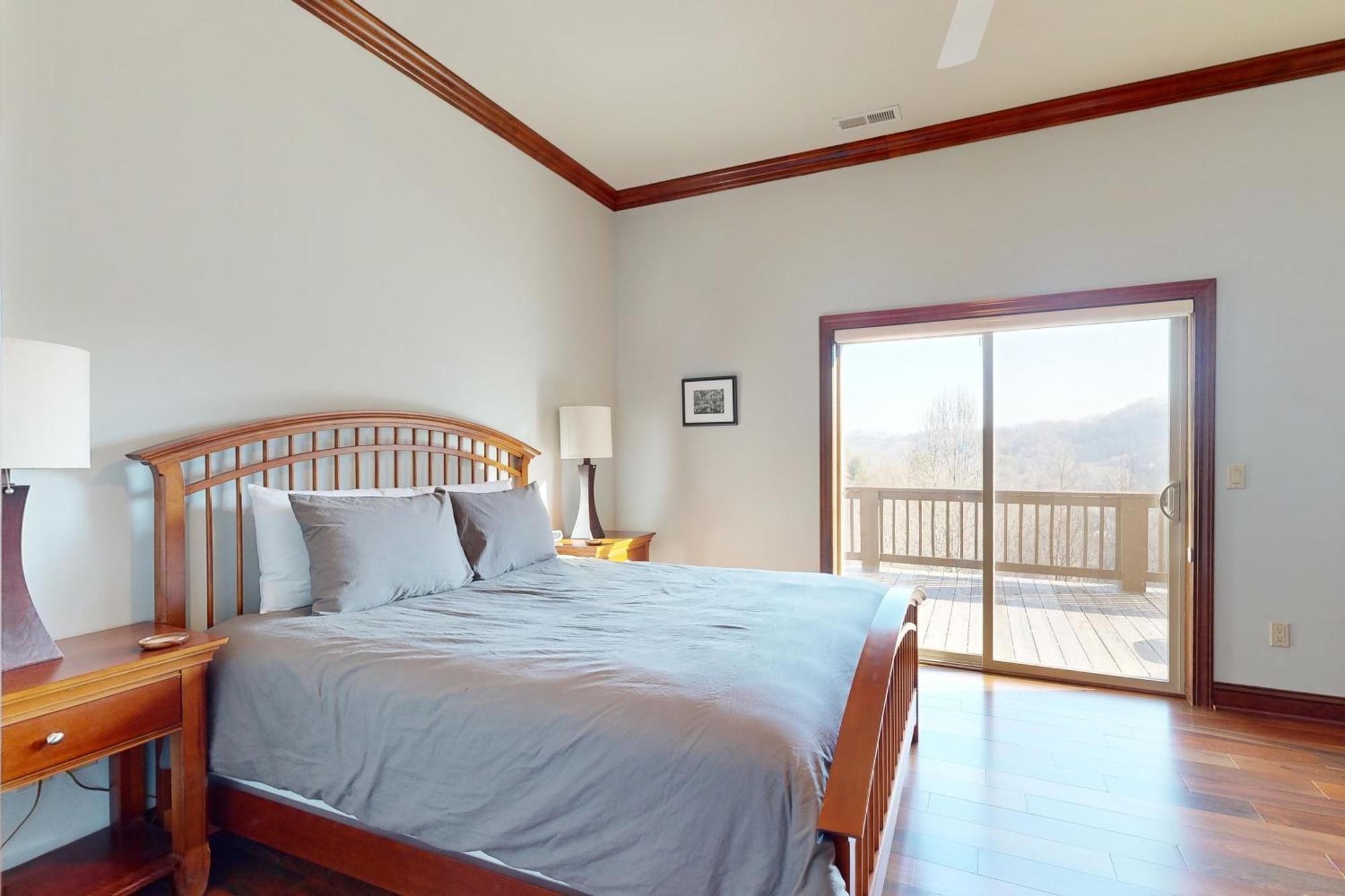 Smoky Mountain Escape Apartment Whittier Exterior photo