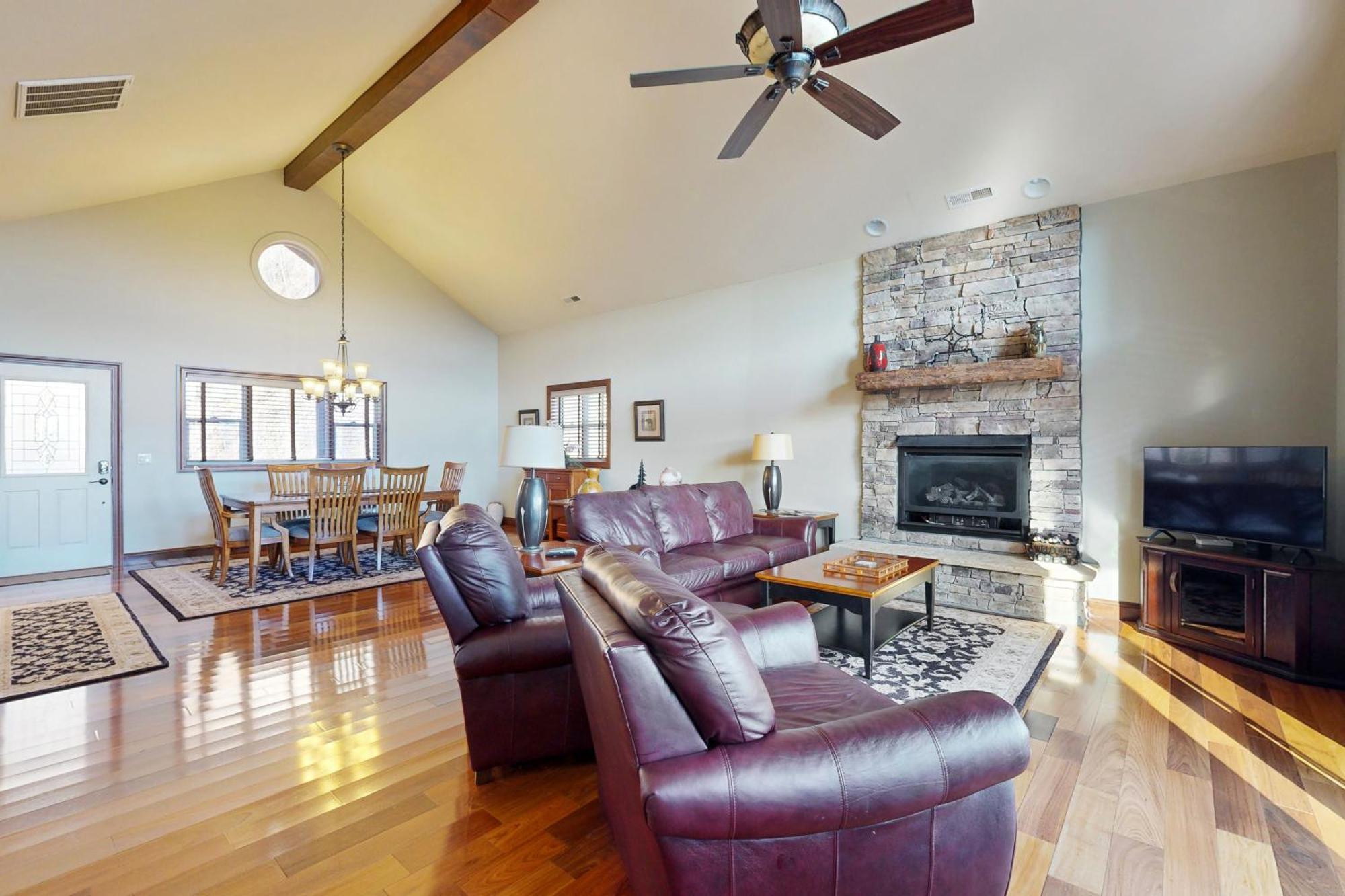 Smoky Mountain Escape Apartment Whittier Exterior photo