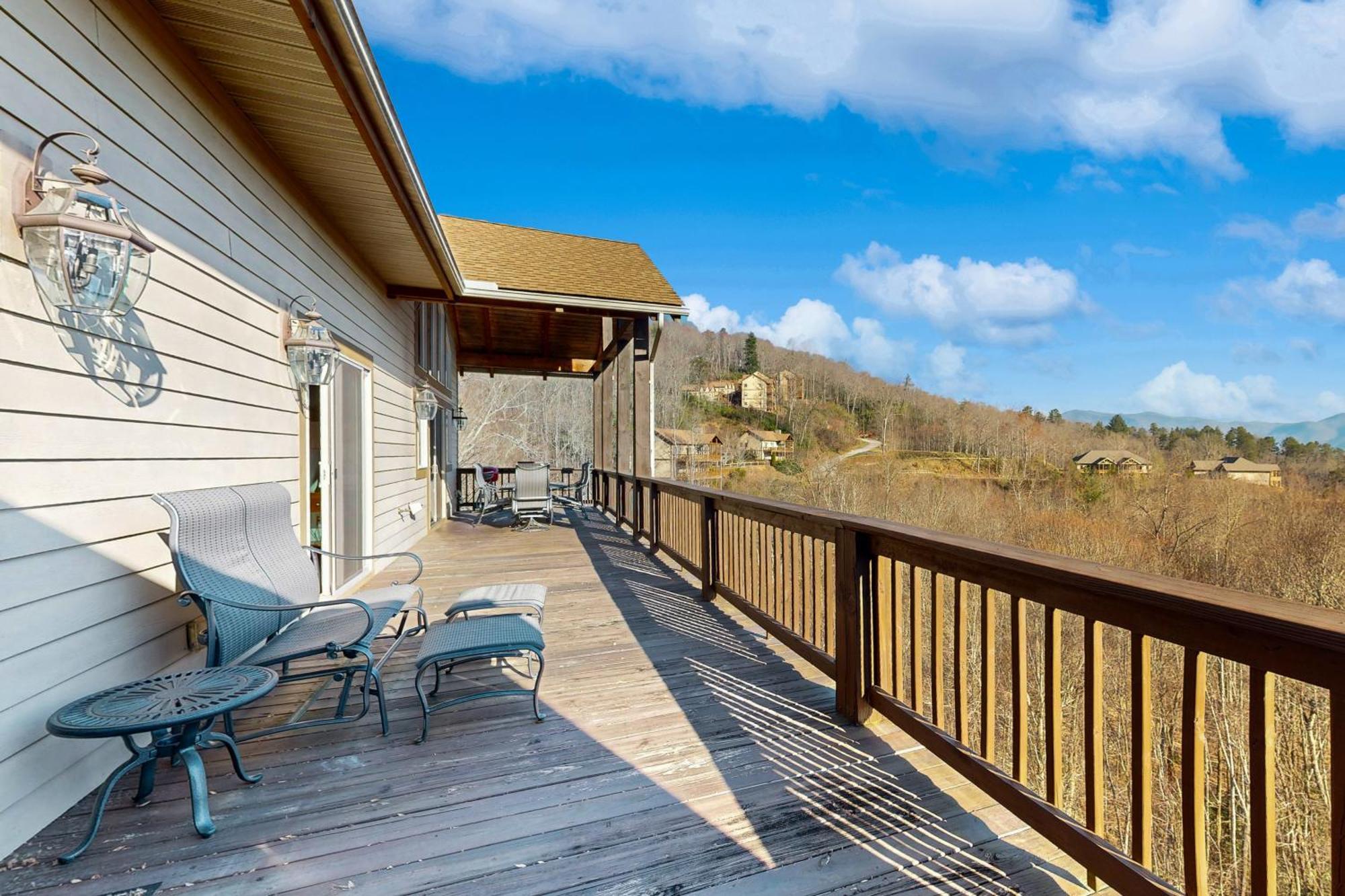 Smoky Mountain Escape Apartment Whittier Exterior photo